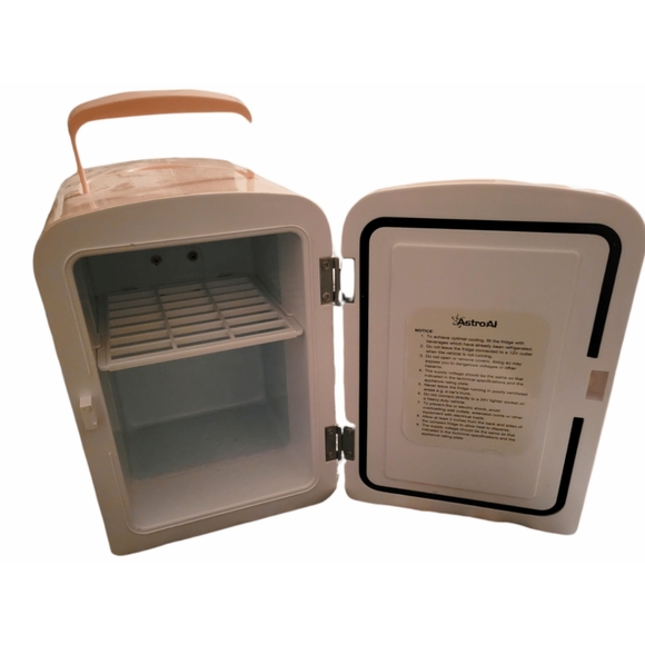 AstroAI Other - Pink 9.65" X 7.28" X 10.63" 2 lb 14 oz AstroAI Mini Fridge 4 Liter/6 Can